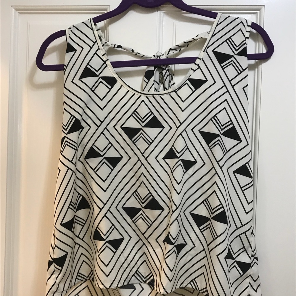 Black and white Aztec top